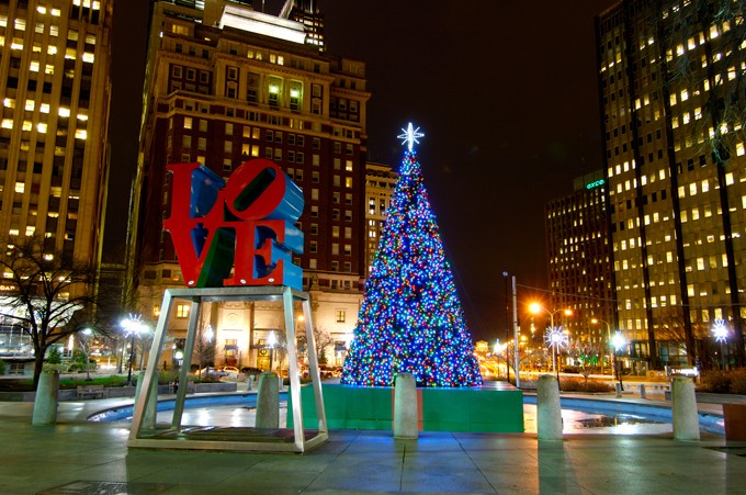 love-park-christmas-tree