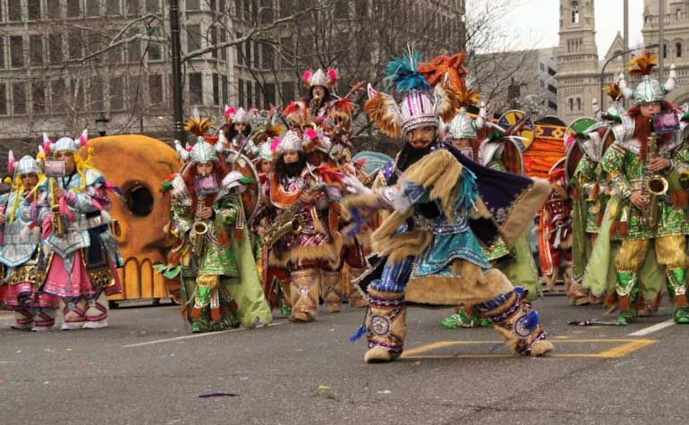 Uptown String Band – Mummers Parade Lookback – Mr. Mummer